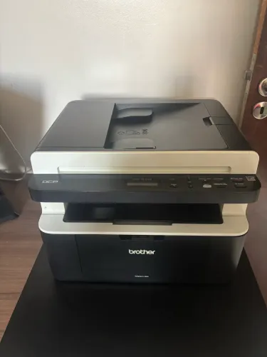 Impressora monocromática Brother DCP 1617NW