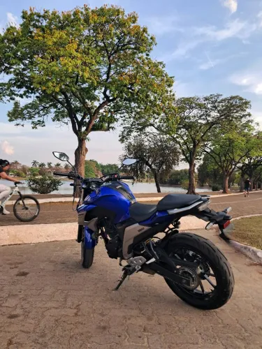 FAZER 250 2021 EM DIA