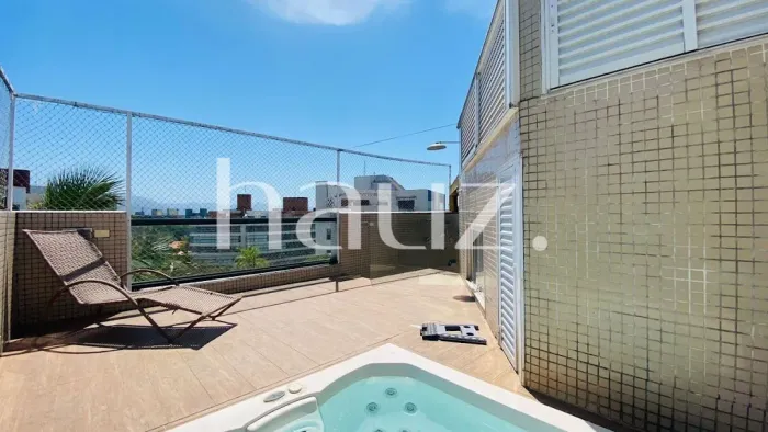 COBERTURA FRENTE MAR À VENDA, 3 DORMITÓRIOS, 152M2 NA RIVIERA DE SÃO LOURENÇO BERTIOGA-SP