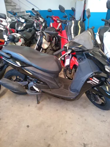 Yamaha FLUO 2022 125cc (shalom veículos)