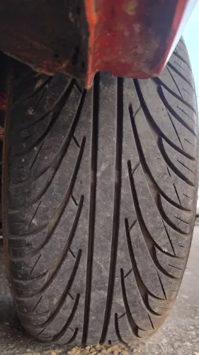 Pneus 185/35/17 troco
