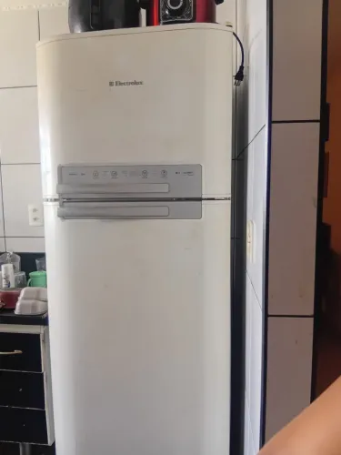 Geladeira Electrolux 430?litros