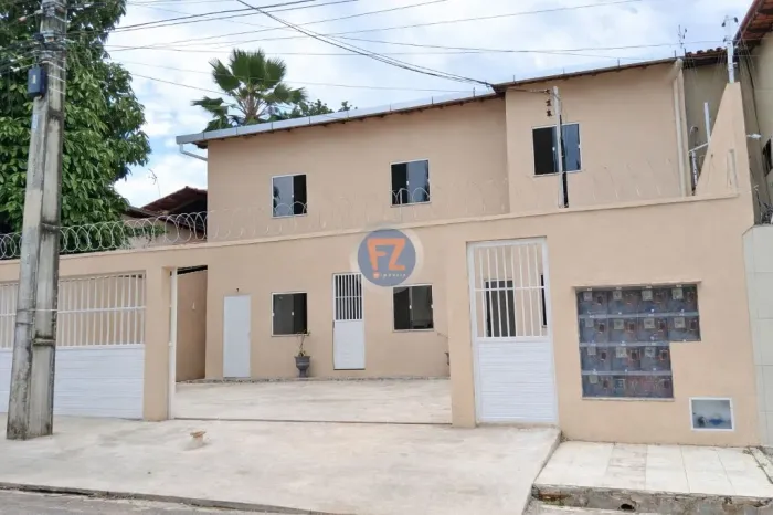 Locação de Apartamentos / Padrão na cidade de Fortaleza