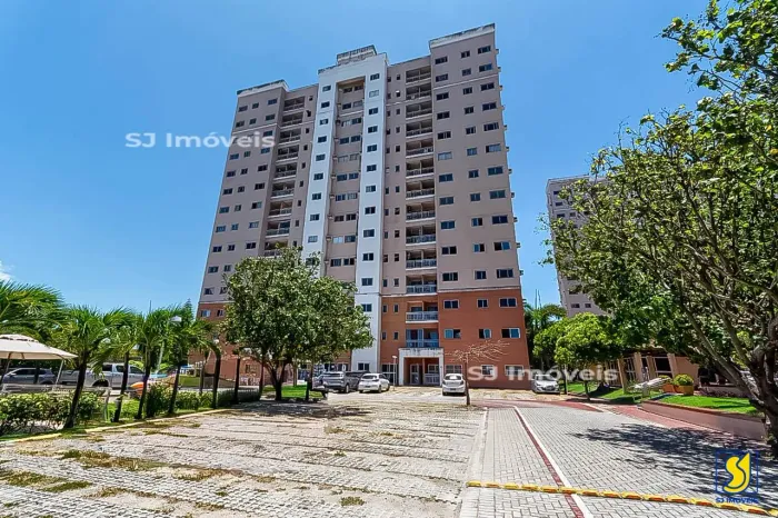 Apartamento com 2 quartos e varanda no Jacarecanga