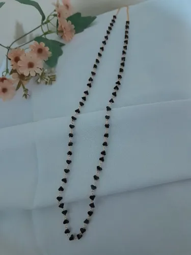 Colar Longo Cascalho Preto Folheado a Ouro 18K com 2 Milésimos