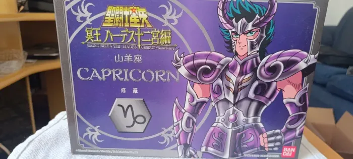Cavaleiros do Zodíaco Vintage - Shura de Capricórnio Sapuris (Bandai) DieCast