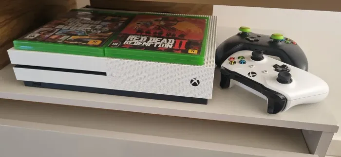 Xbox one s 1Tb