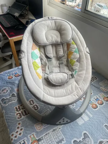 VENDO Cadeira Balanço Automática Happyful Para Bebê Clingo