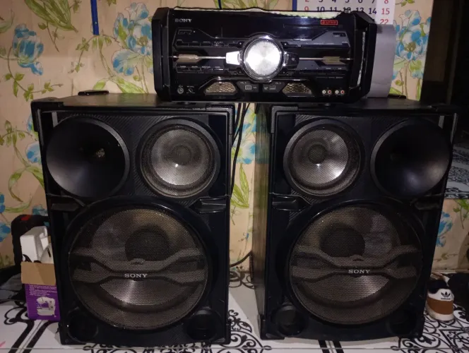 Vende ou troca por uma tv