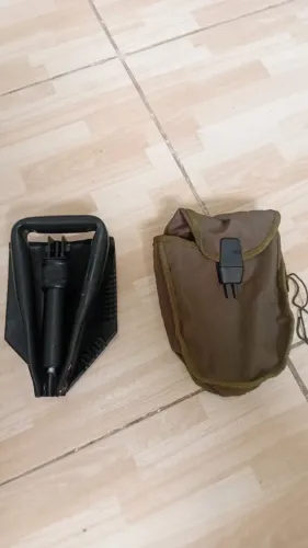 Pá dobrável articulada com bolsa para camping ou jardinagem