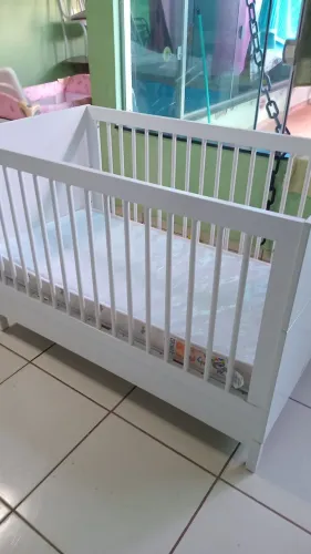 Berço grande e mini berço