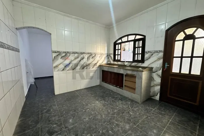 Casa com 2 dormitórios na Vila Tavares, Mauá - SP