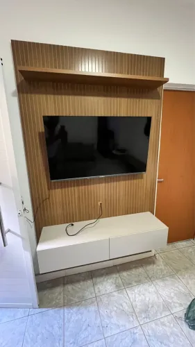 Painel para tv Mdf frisado