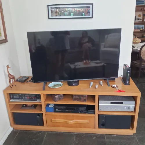 Rack TV madeira maciça cerejeira