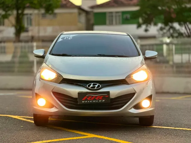 Hyundai HB20S C.style/c.plus1.6 Flex 16V Aut. 4P 2014