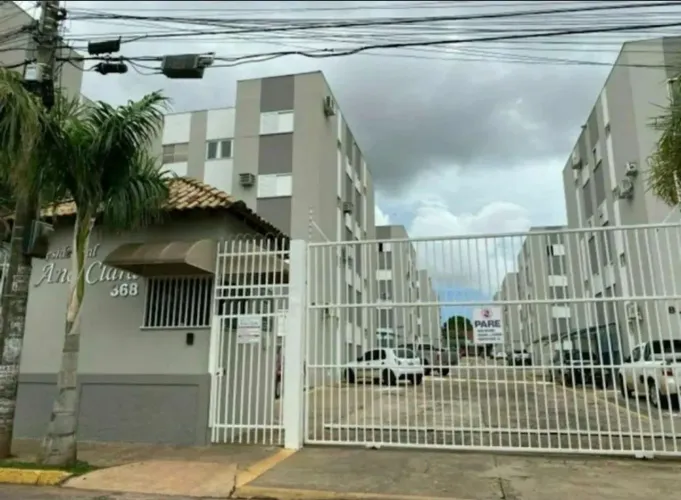 Alugo apartamento térreo confortável no Residencial Ana Clara