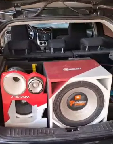 SOM AUTOMOTIVO