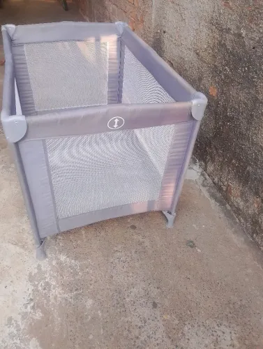 Berço desmontável