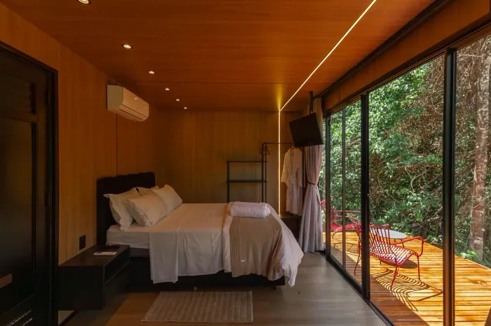 A partir de R$130.000,00   -   Casa Modular - acabamento em ACM 