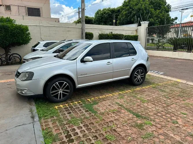 Volkswagen Golf Sportline 1.6 MI Total Flex 8V 4P 2011