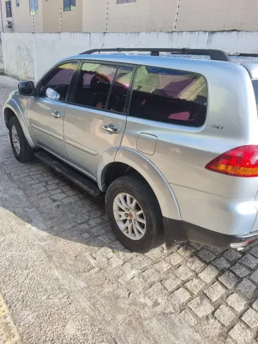Mitsubishi Pajero Dakar 3.2 4X4 T.i. Dies. 5P Aut. 2011