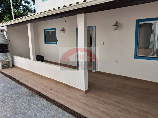 Casa Térrea com 02 Quartos no Bairro Campo Redondo - Locação