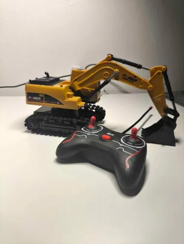 Escavadeira de controle remoto