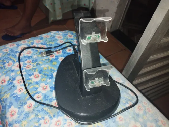 Base/carregador de controle PS4