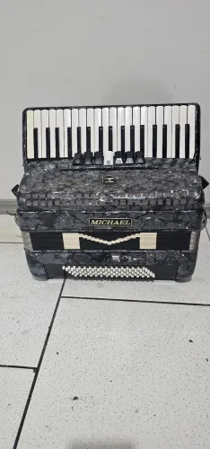 Acordeon/80 baixos