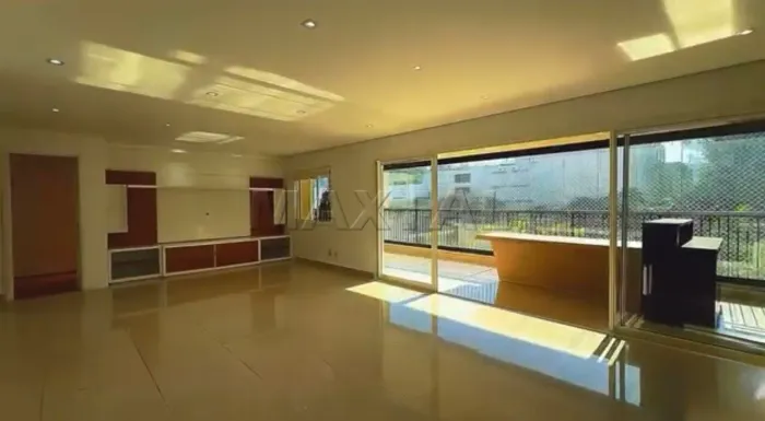 Apartamento para Locação em Santana, 186m², 3 suítes, 5 banheiros, 3 vagas de garagem.