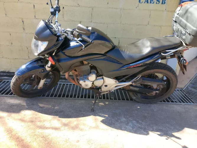 HONDA CB 300 2011