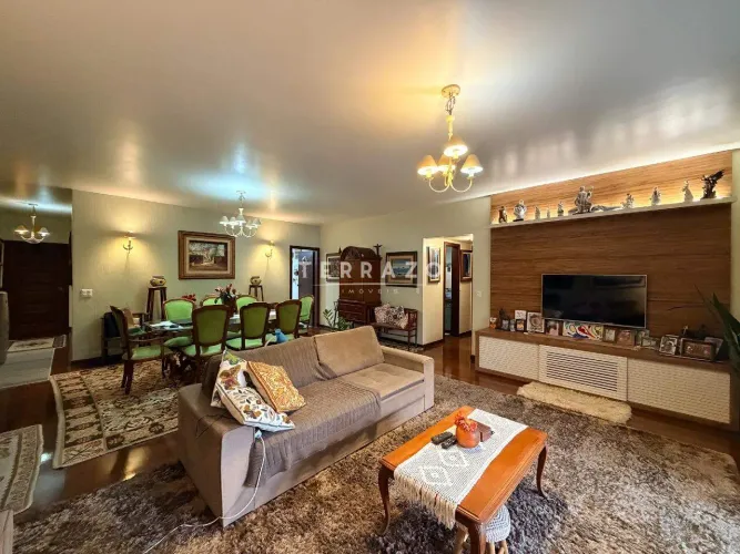 Apartamento à venda, 4 quartos, 2 suítes, 2 vagas, Agriões - Teresópolis/RJ