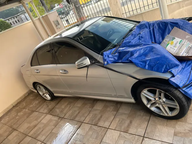 Veiculo sem motor e caixa. Venda p retirada.