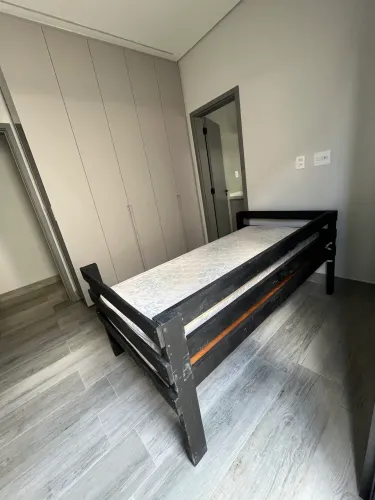 Cama/sofá preto