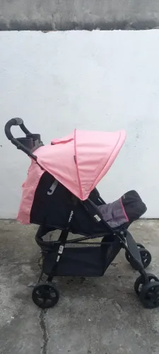 Carrinho de Bebê Spot Voyage Preto e Rosa