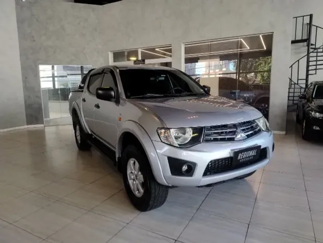 Mitsubishi L200 Triton HLS 2.4 Flex 16V CD Mec. 2015