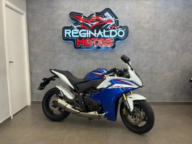 CBR 600F - 2013 - AZUL