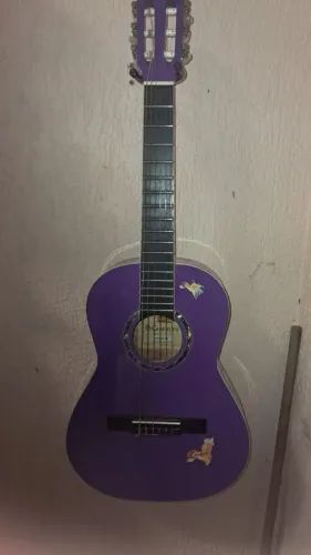 Violão infantil
