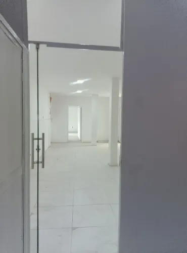 Imóvel comercial em Cajazeiras (centro comercial rótula da feirinha)