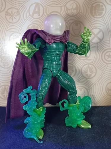 Marvel Legends Mysterio (LEIA A DESCRIÇÃO)
