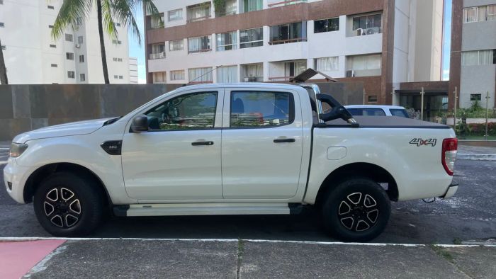 Imagem de Ford Ranger XLS 2.2 4X4 CD Diesel Mec. 2018