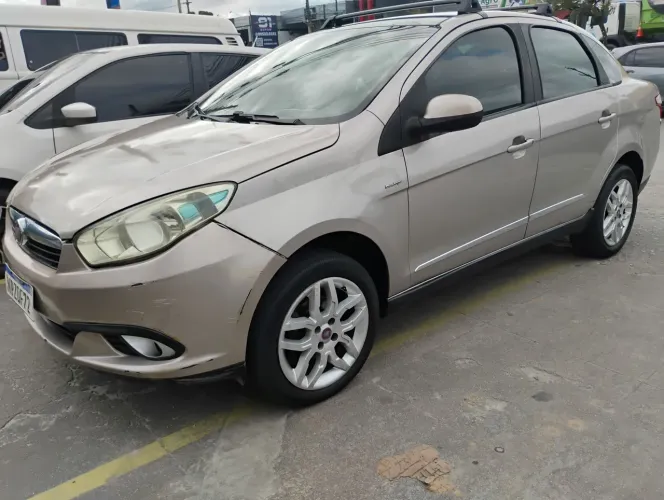 Fiat Grand Siena Essence Dual. 1.6 Flex 16V 2015