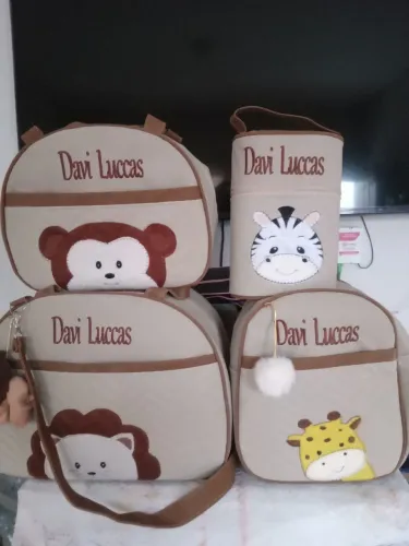 Vendo bolsa maternidade de menino nunca foi usado 180 reais