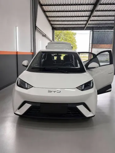 Alugo carro BYD eletrico mini Uber e particular