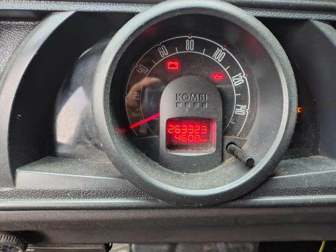 Volkswagen Kombi Furgão 1.4 MI Total Flex 8V 2009