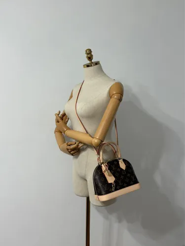 Bolsa modelo alma bb mini em couro legítimo qualidade italiana da Louis Vuitton