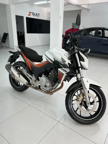 Honda CB 250F Twister 2017 - único dono