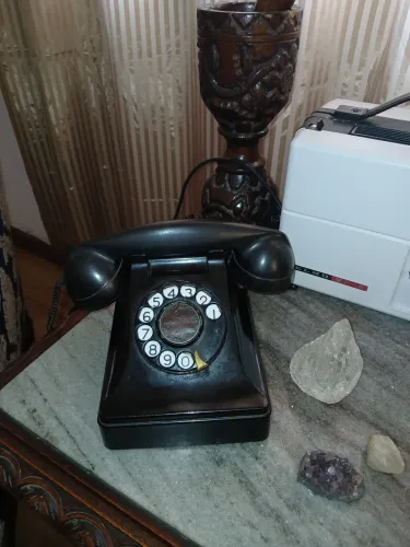 Telefone antigo