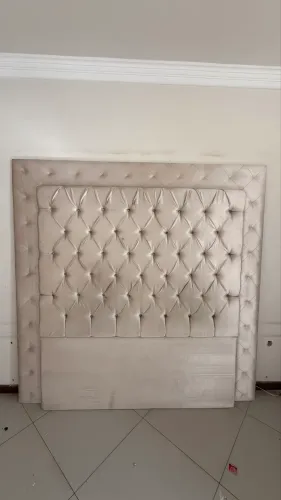 Cabeceira estofada