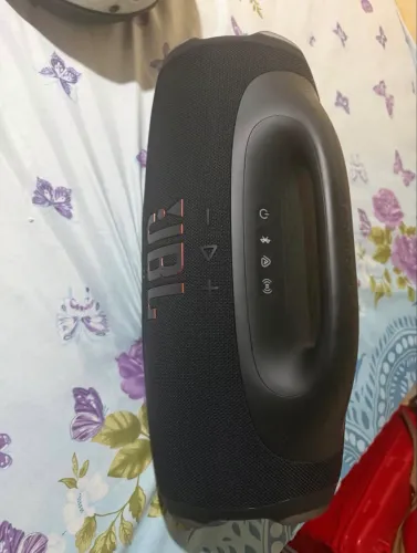 JBL 4